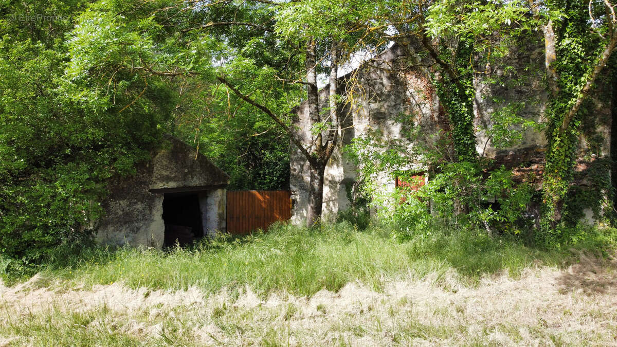 Maison à LA BEGUDE-DE-MAZENC