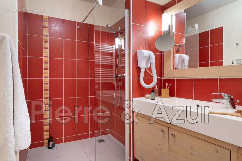 Appartement à ROQUEBRUNE-CAP-MARTIN