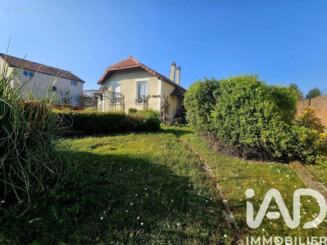 Photo 1 - Maison à MAROLLES-SUR-SEINE