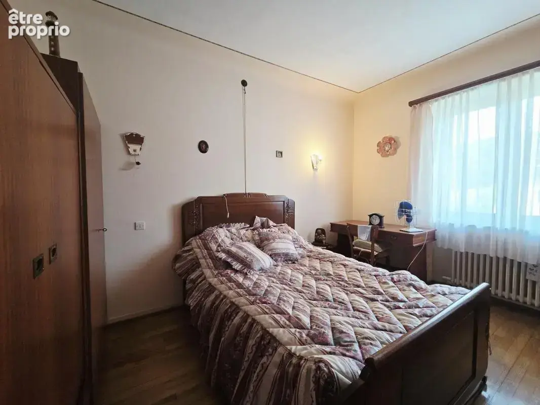 Maison 4 pièces de 110 m² avec grand terrain et dépendances — Stiring- - photo 8
