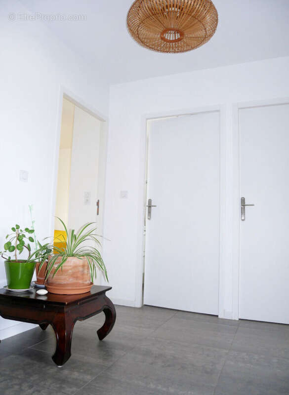 CESTAS Bourg maison 5 pièces récente à vendre ref 2286 - photo 6