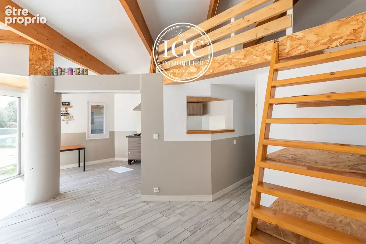Maison type 5 - 210 m² / 1123 m² terrain - type  2 independant vitrolles village - photo 12