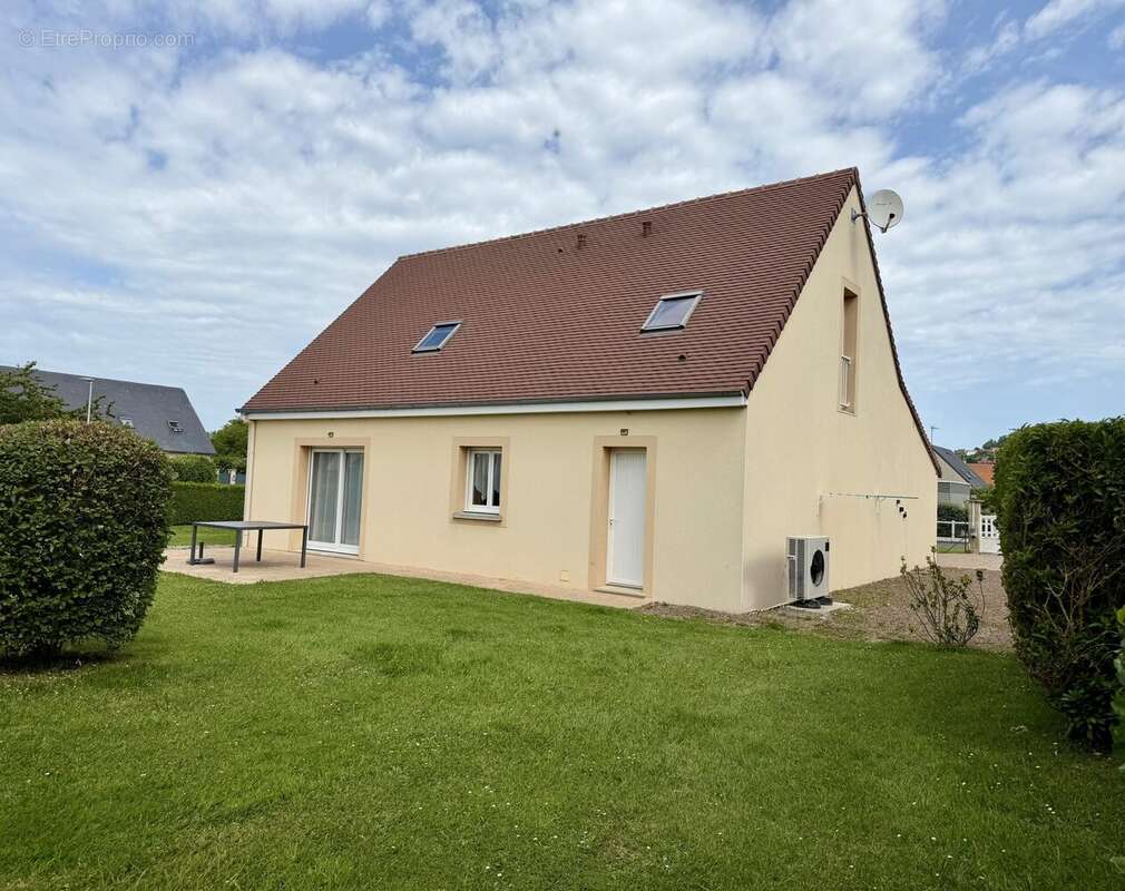 Maison à BLONVILLE-SUR-MER