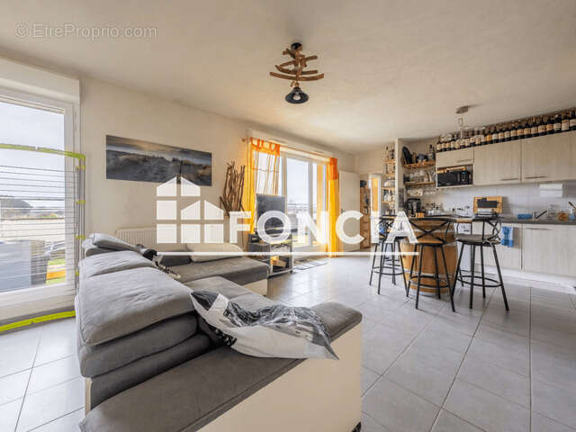 Appartement à AMBES