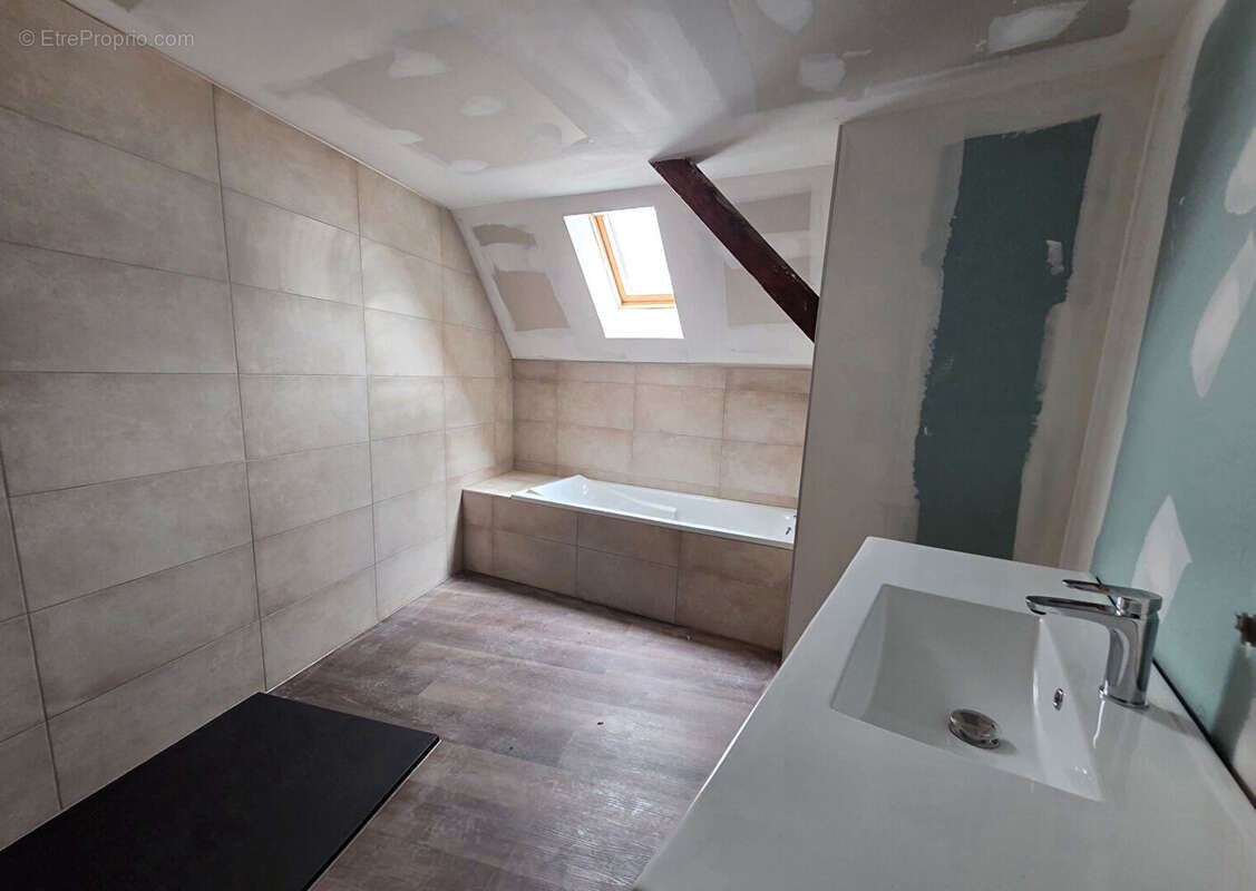 Maison à DOSSENHEIM-SUR-ZINSEL