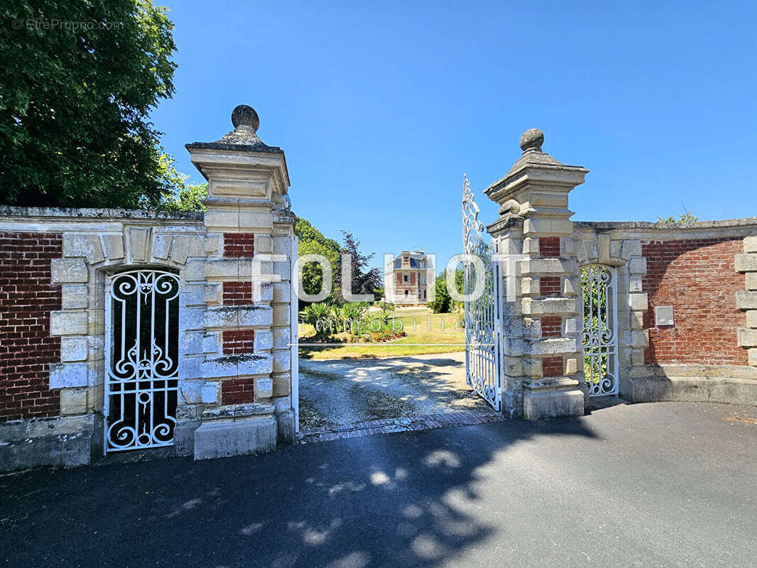 Maison de Maître du XIXe siècle -Ensemble immobilier remarquable au coeur de Douvres la Délivrande - photo 18