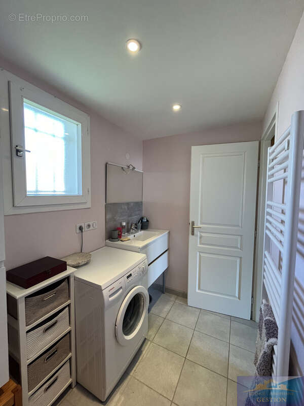 Appartement à ADAST
