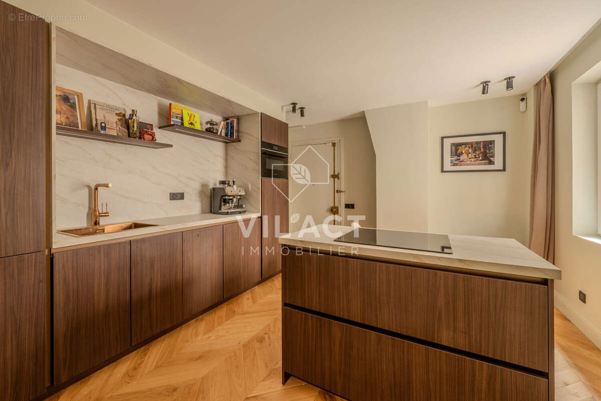 Appartement à PARIS-20E