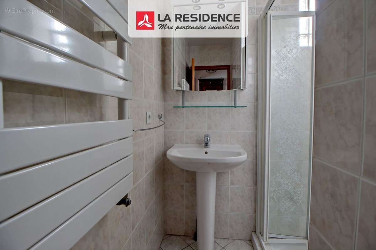 Maison à LES CLAYES-SOUS-BOIS