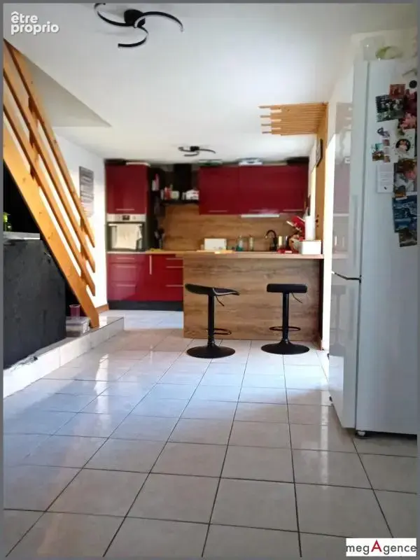 Maison de ville en pierre - Charme et Modernité au coeur de Pisany - photo 7