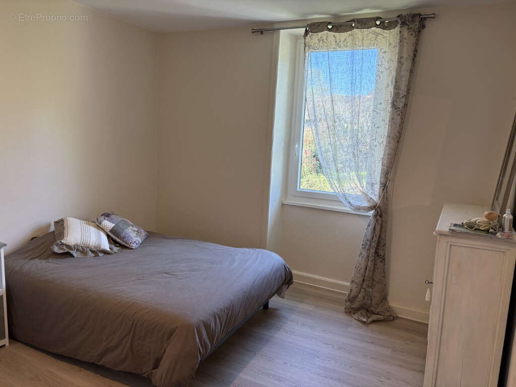 Maison à ARNAC-POMPADOUR