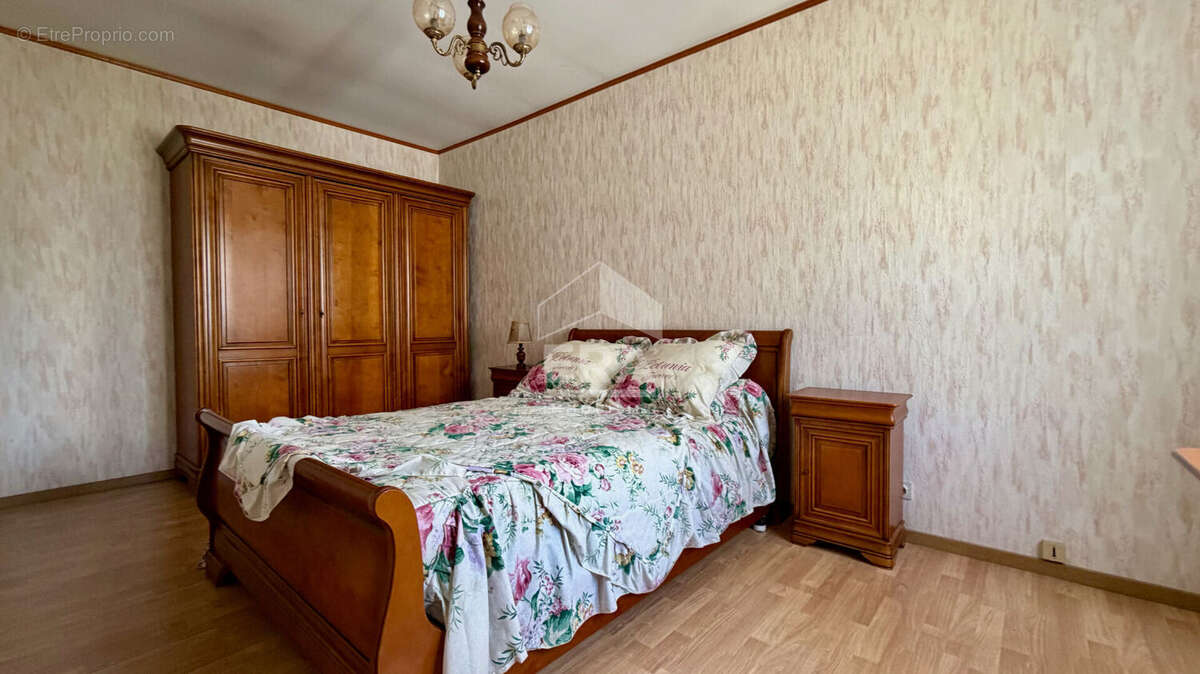 Maison plain-pied 5 pièces à viry-châtillon avec sous-sol et jardin sans vis-à-vis - photo 9