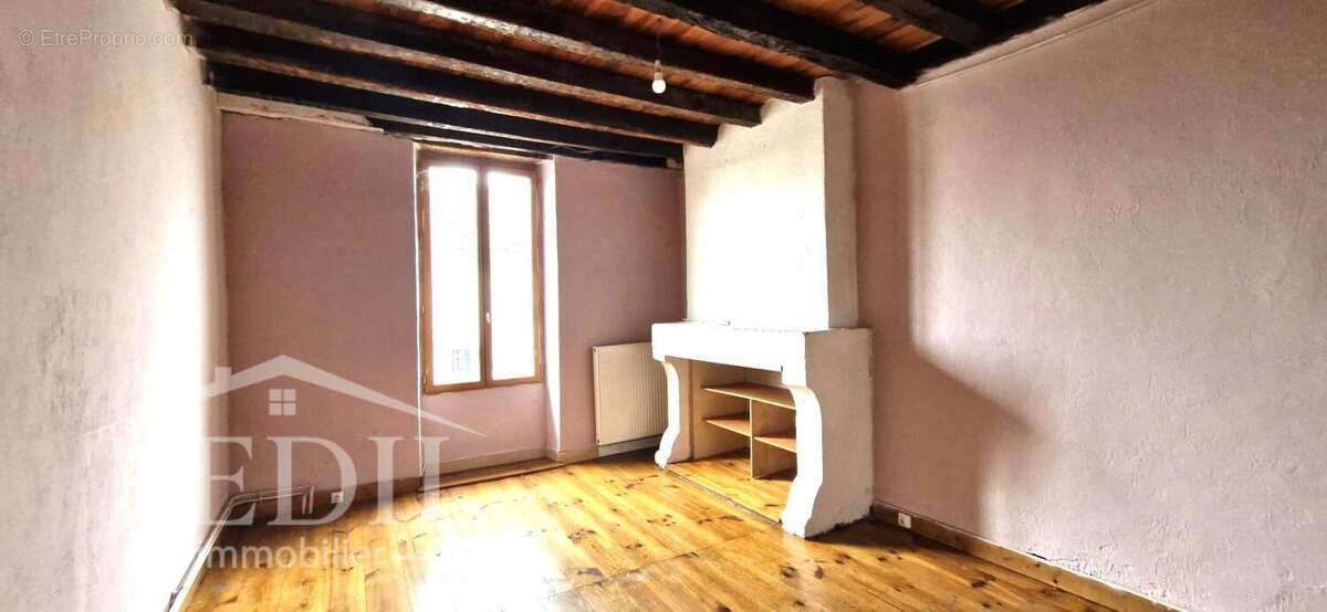Maison à MEZIN