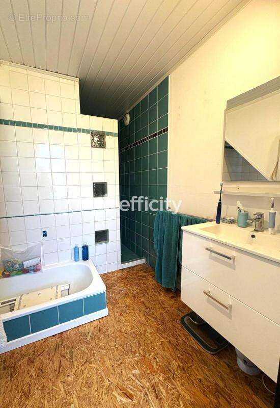 Appartement à MARCQ-EN-BAROEUL