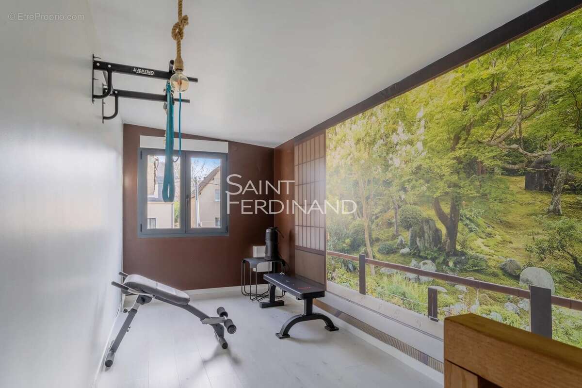 Maison à SARTROUVILLE