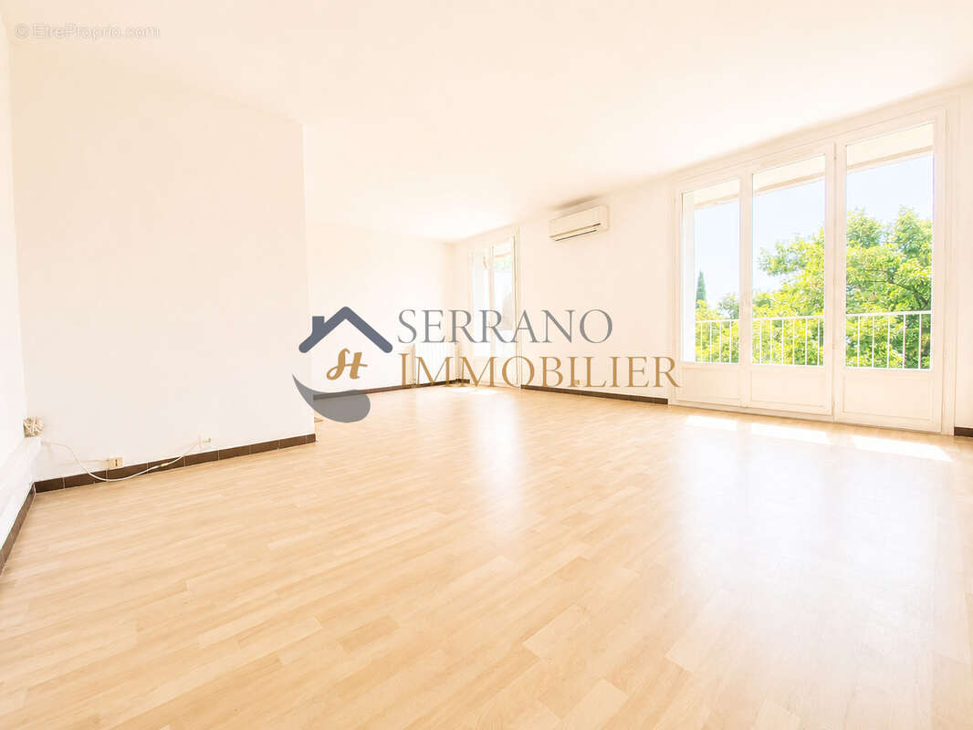Appartement T4 73 m2 avec balcon et cave - photo 4