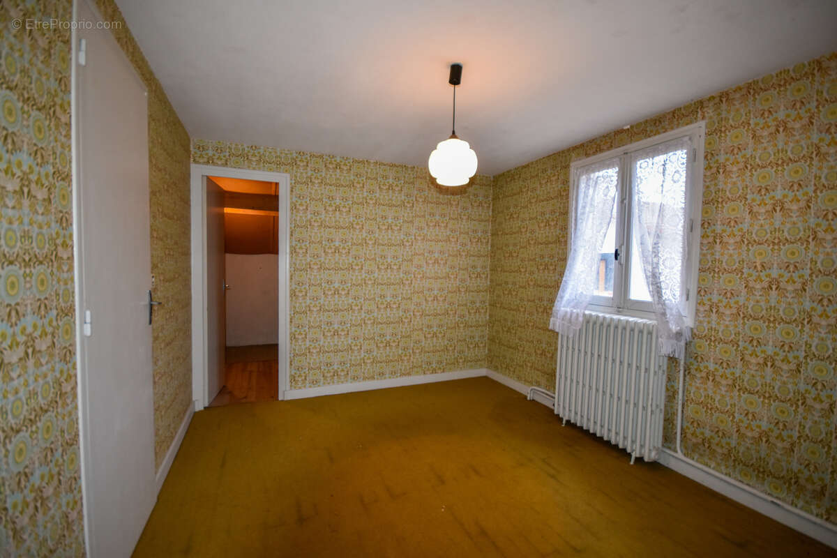 Maison à SAINTE-FLORINE