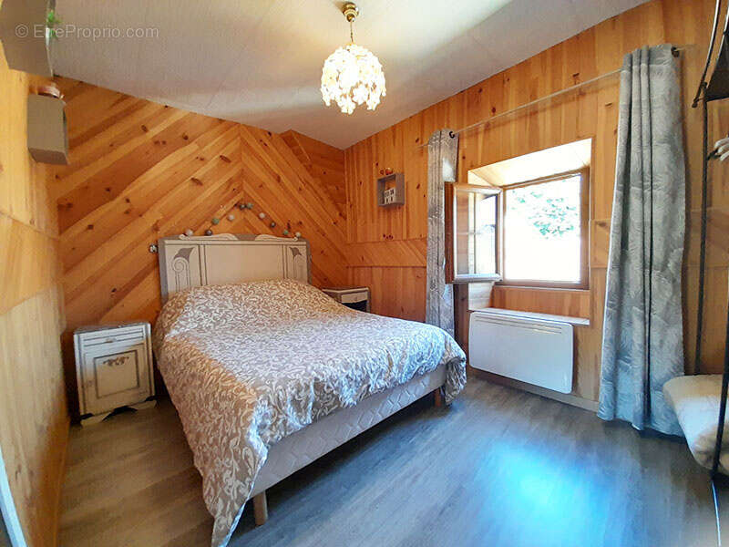 Appartement à BOURBON-L&#039;ARCHAMBAULT