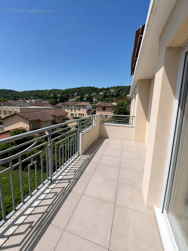 Appartement à MONTLUEL