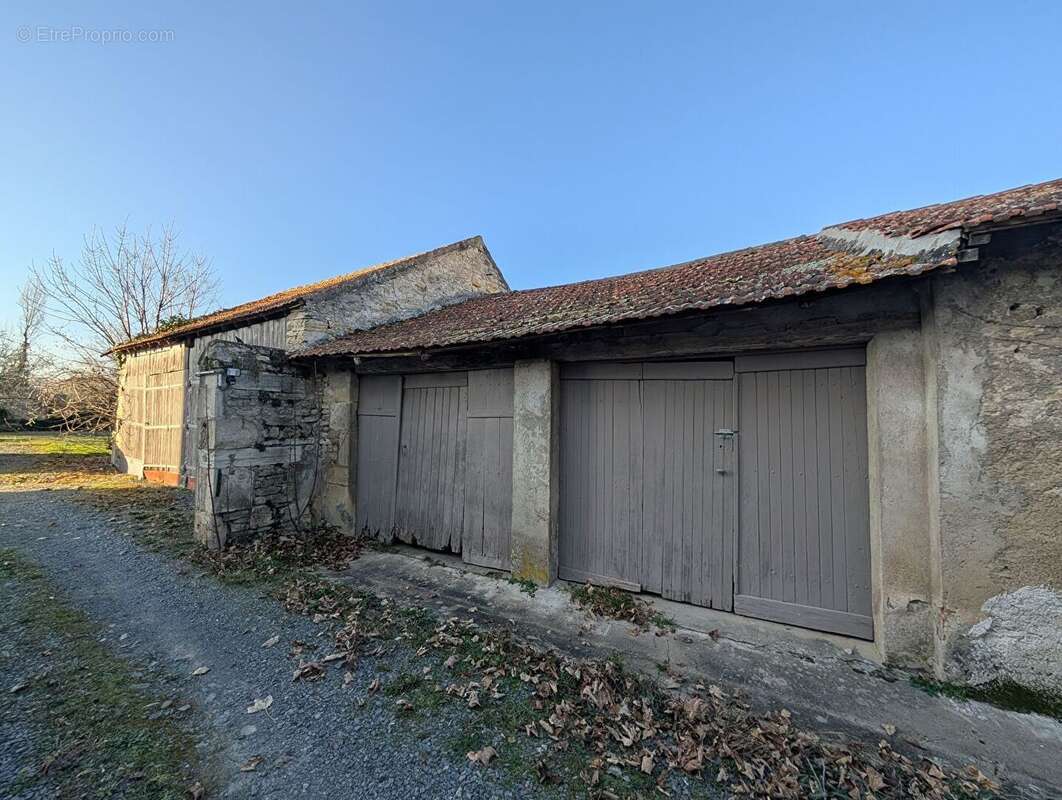 Commerce à GANNAT