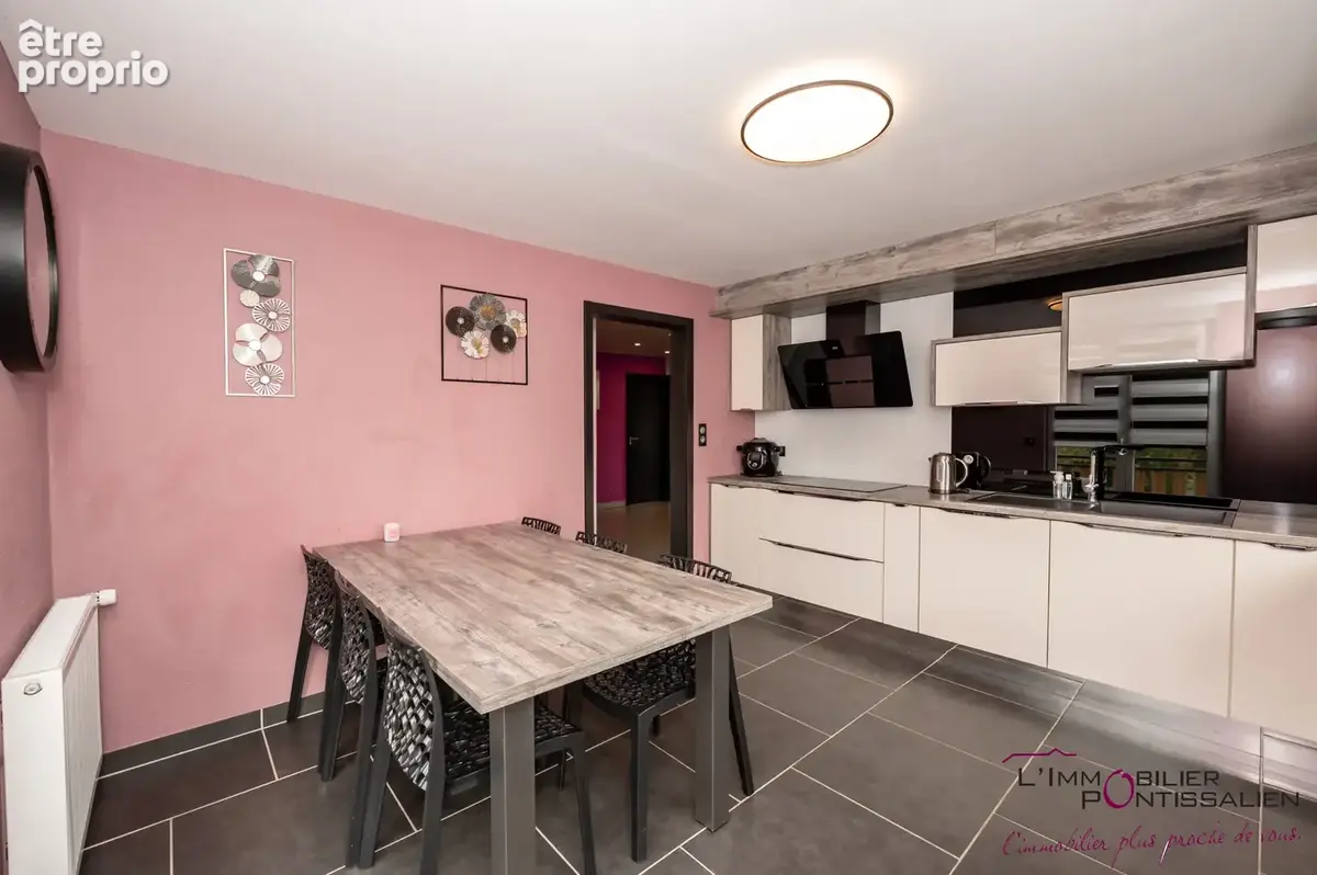 Maison - vuillecin - 200m2 - 6 chambres - photo 20