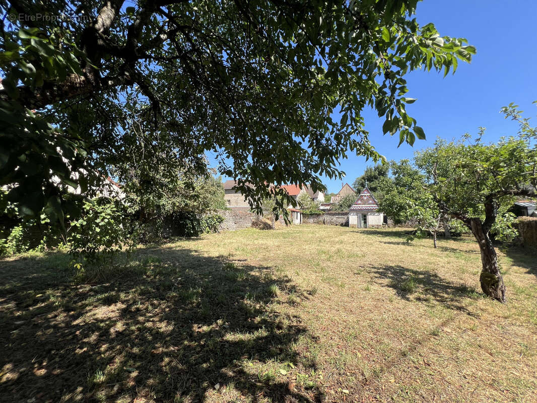 Terrain clos constructible - photo 14