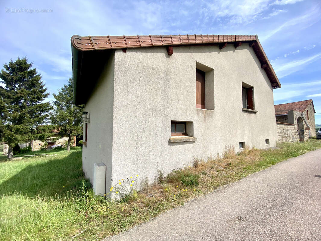 Maison à NEAUX