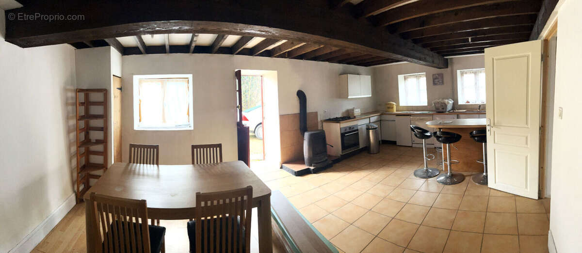 Maison à JANZE
