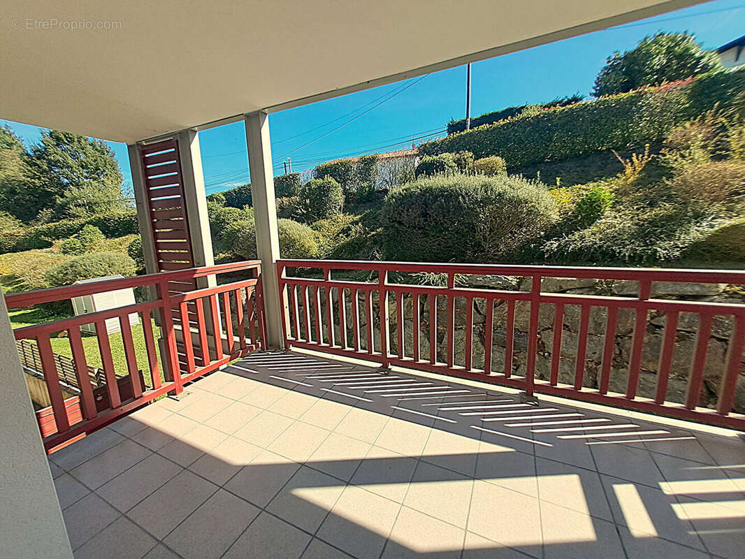 Appartement à USTARITZ