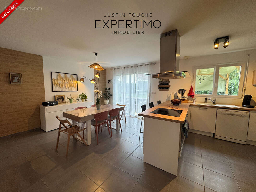 Maison à MONCE-EN-BELIN