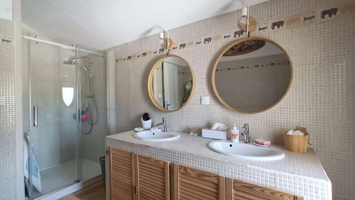 Maison à VOUZAILLES