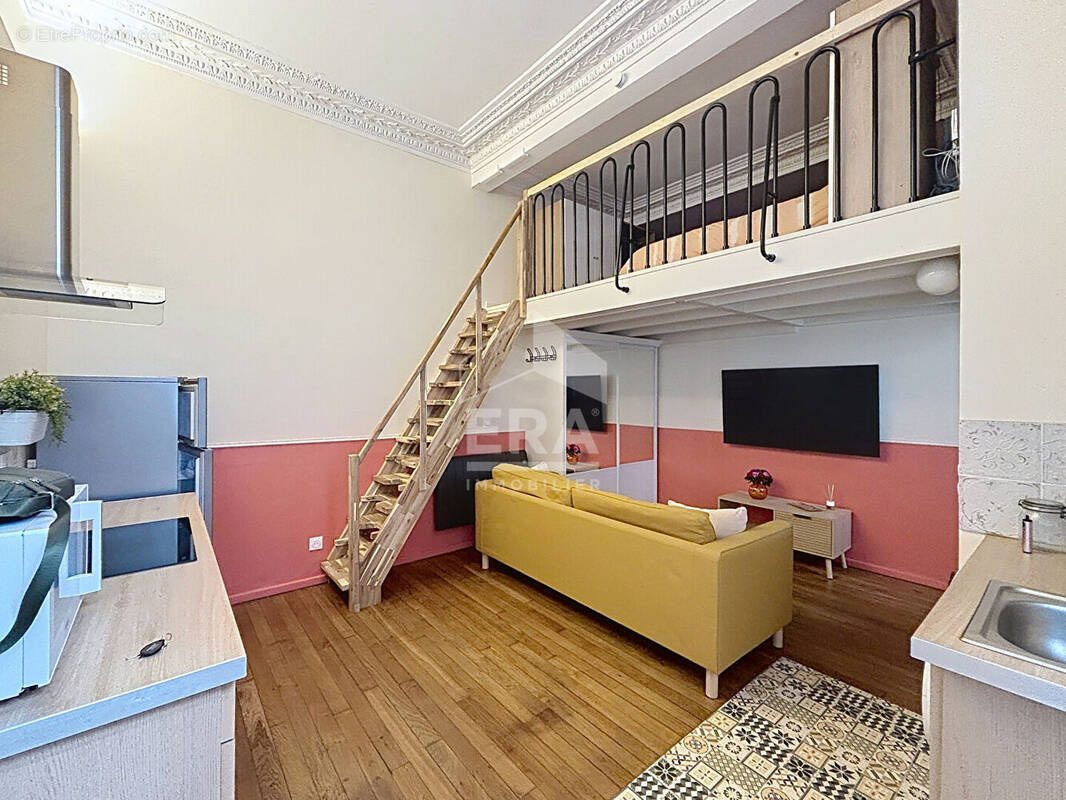Appartement à LEVALLOIS-PERRET