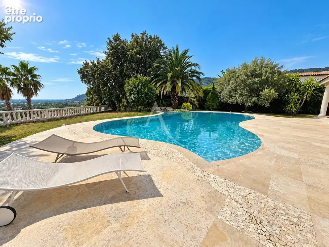 Secteur castellaras - propriété avec vue mer, piscine & appartement  3p indépendant - photo 10