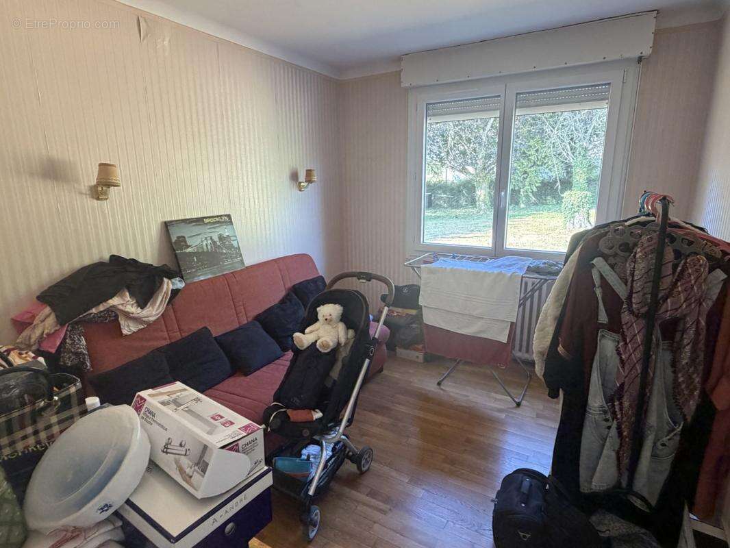 À vendre – mamers (72600) – pavillon rénové avec parc arboré de 3 300 m² - photo 11