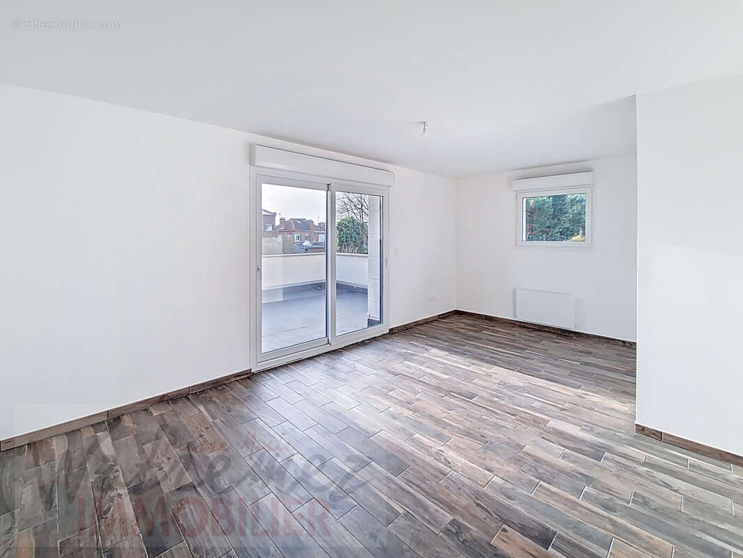 Maison à PETITE-FORET