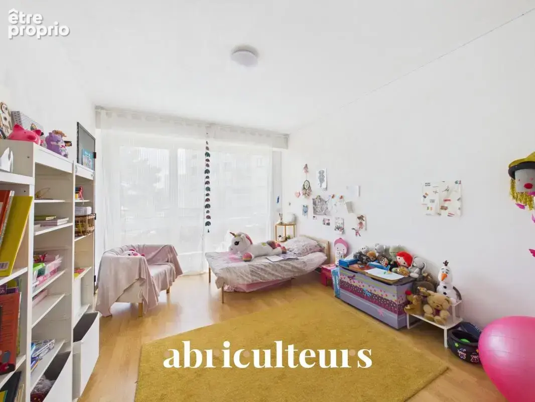 Grand T5 familial de 137 m²  en vente à Saint-Herblain/Quartier Tillay (44800) - photo 8