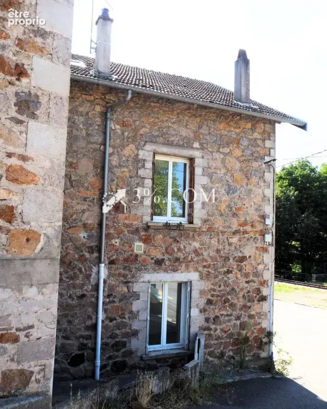 Ensemble immobilier de 3 appartements + maison à rénover - 2 - photo 12
