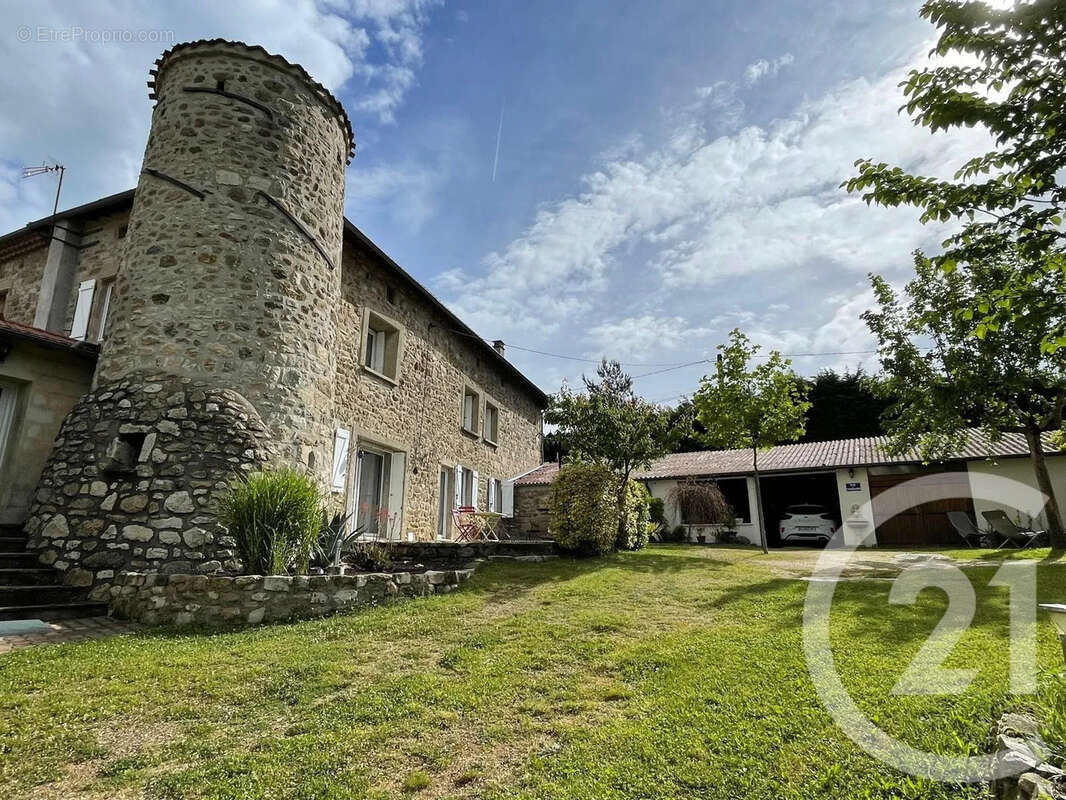 Maison à SARRAS