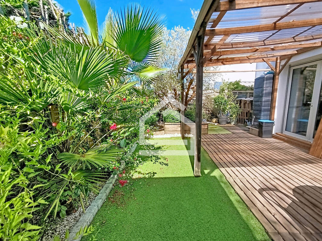 En vente au Taillan-Médoc : villa avec terrasse avec CADRE D'ENVIES - photo 6