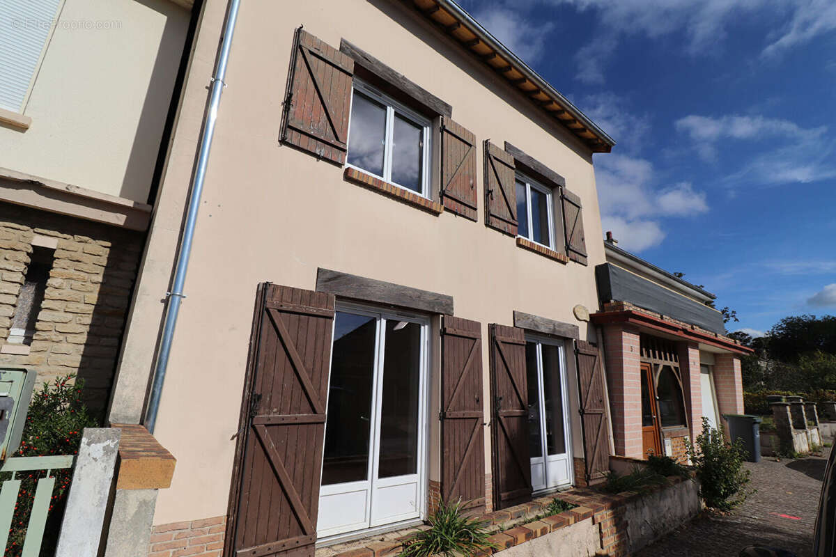 Maison à SANNERVILLE