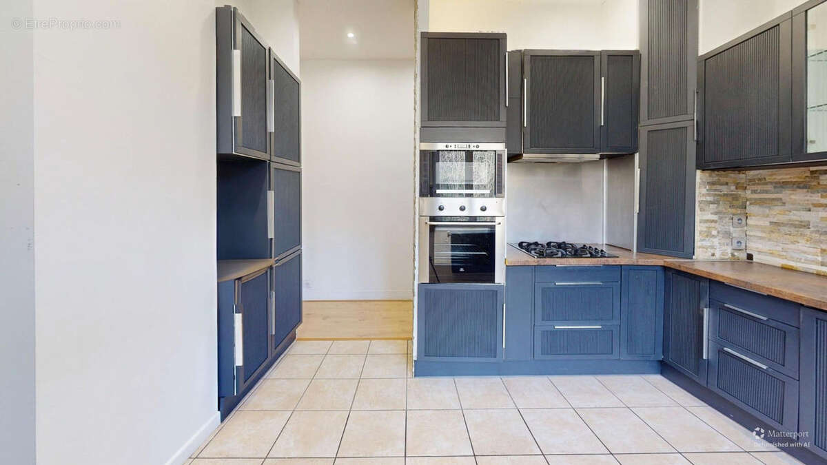 Appartement à SAINT-ETIENNE