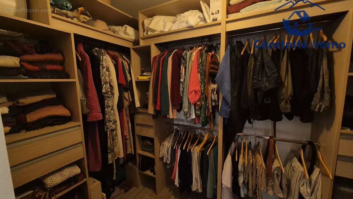 Maison à SERRALONGUE