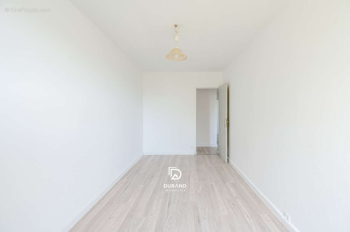 Appartement - terrasses - les caussettes - 13400 aubagne - photo 11