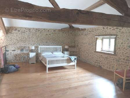 Maison à GENOUILLAC