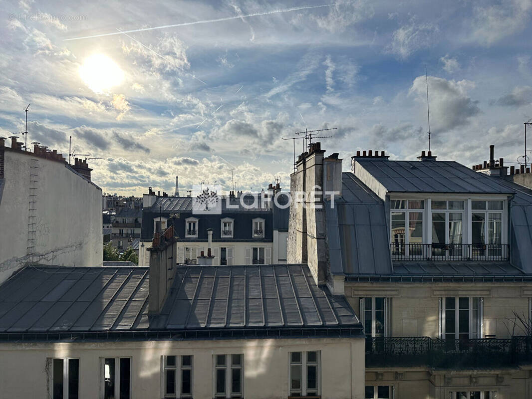 Appartement à PARIS-17E
