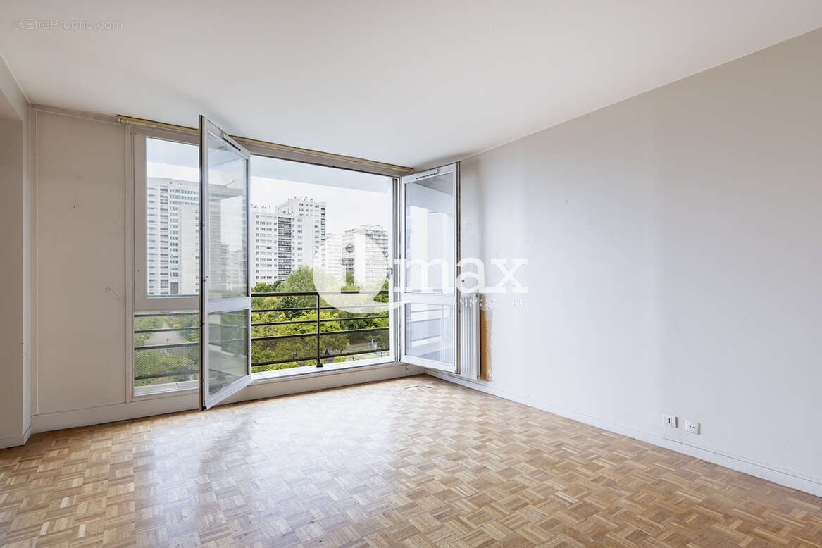 Appartement à LEVALLOIS-PERRET