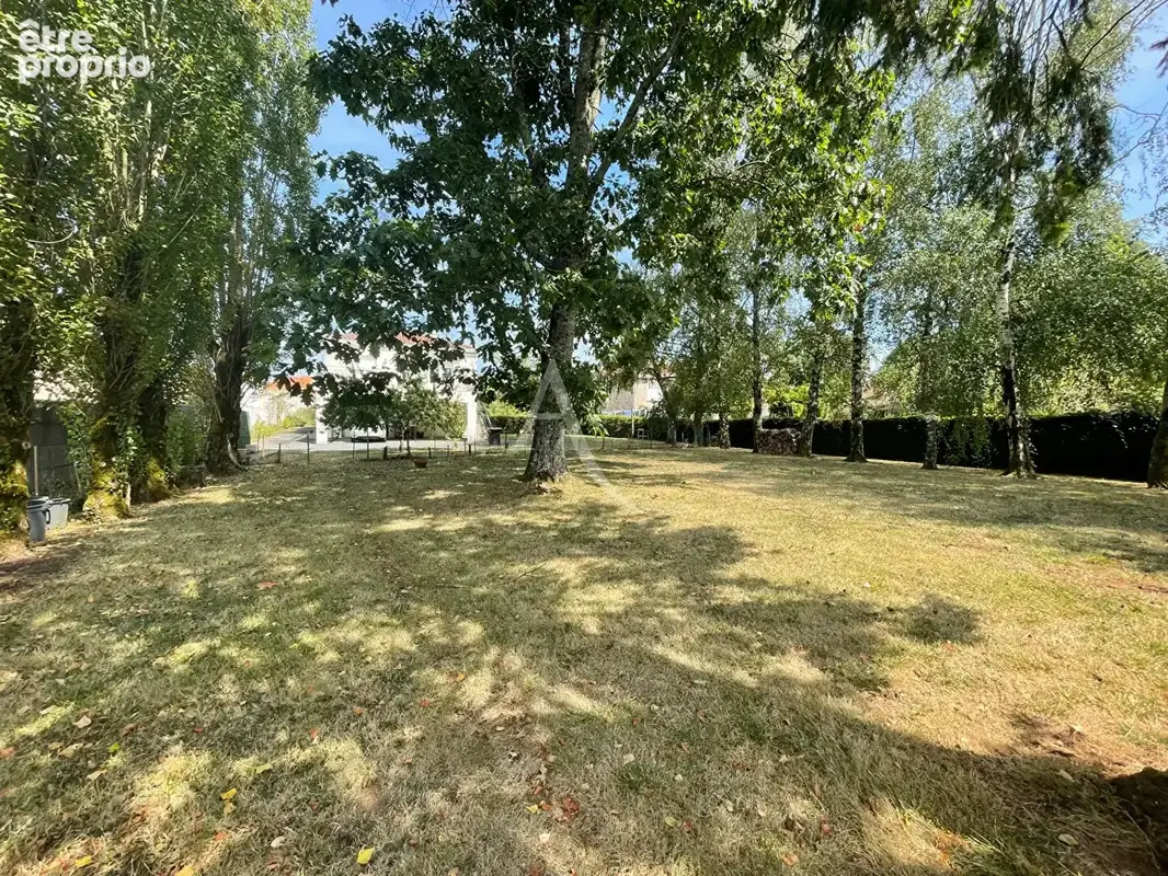 Maison centre ville FONTENAY LE COMTE - photo 9