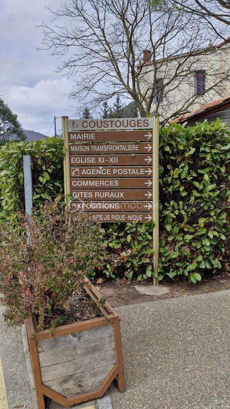 Maison à COUSTOUGES