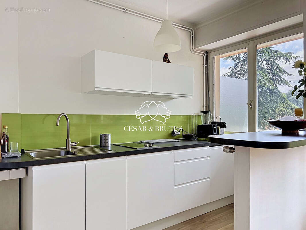 Appartement à LYON-5E