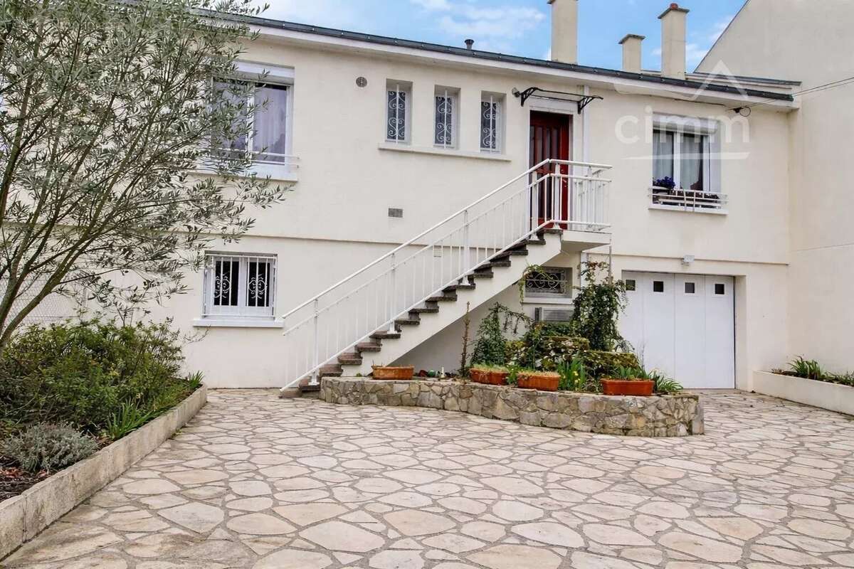 Maison à JOUE-LES-TOURS